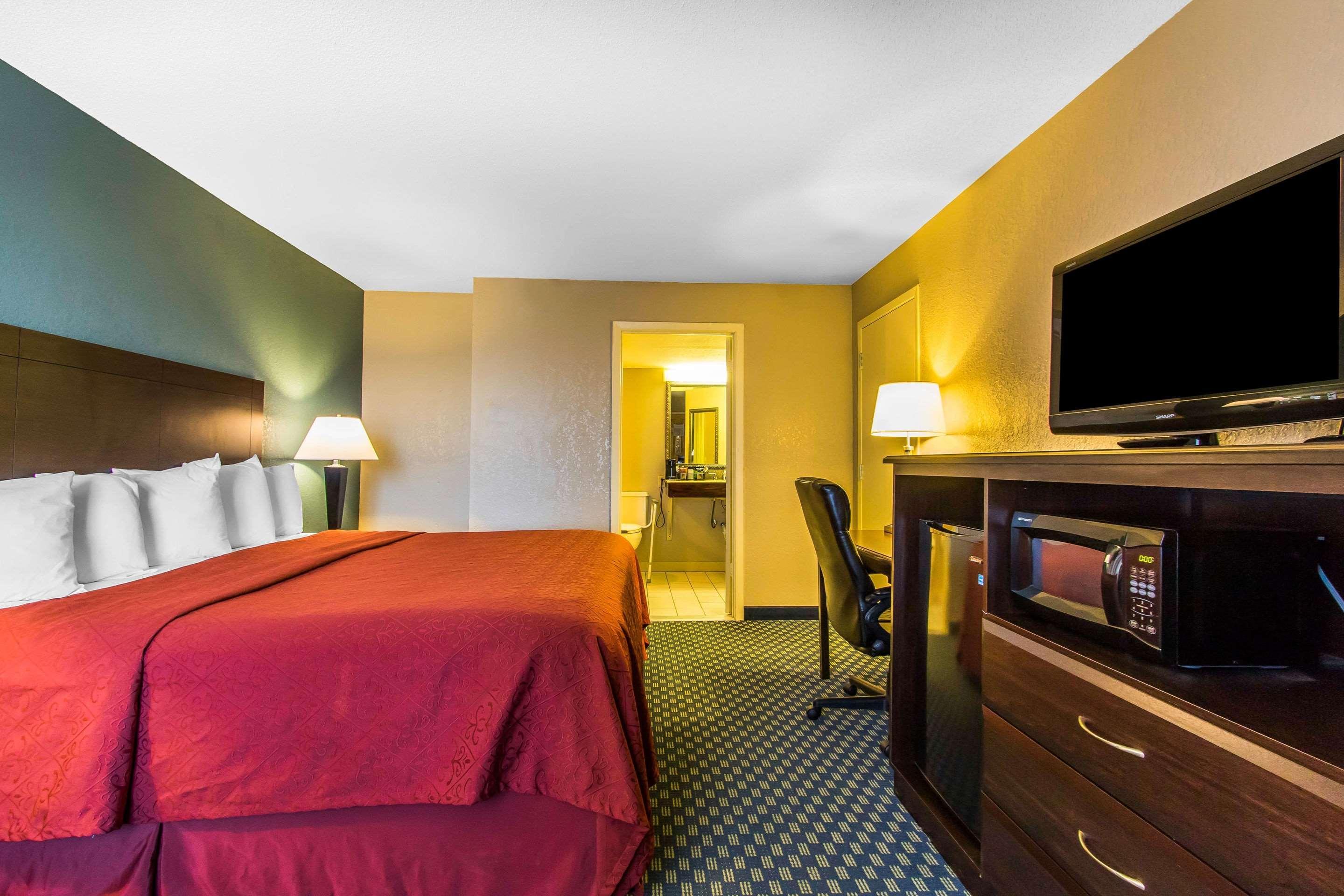 Quality Inn Duncan Hwy 81 Экстерьер фото