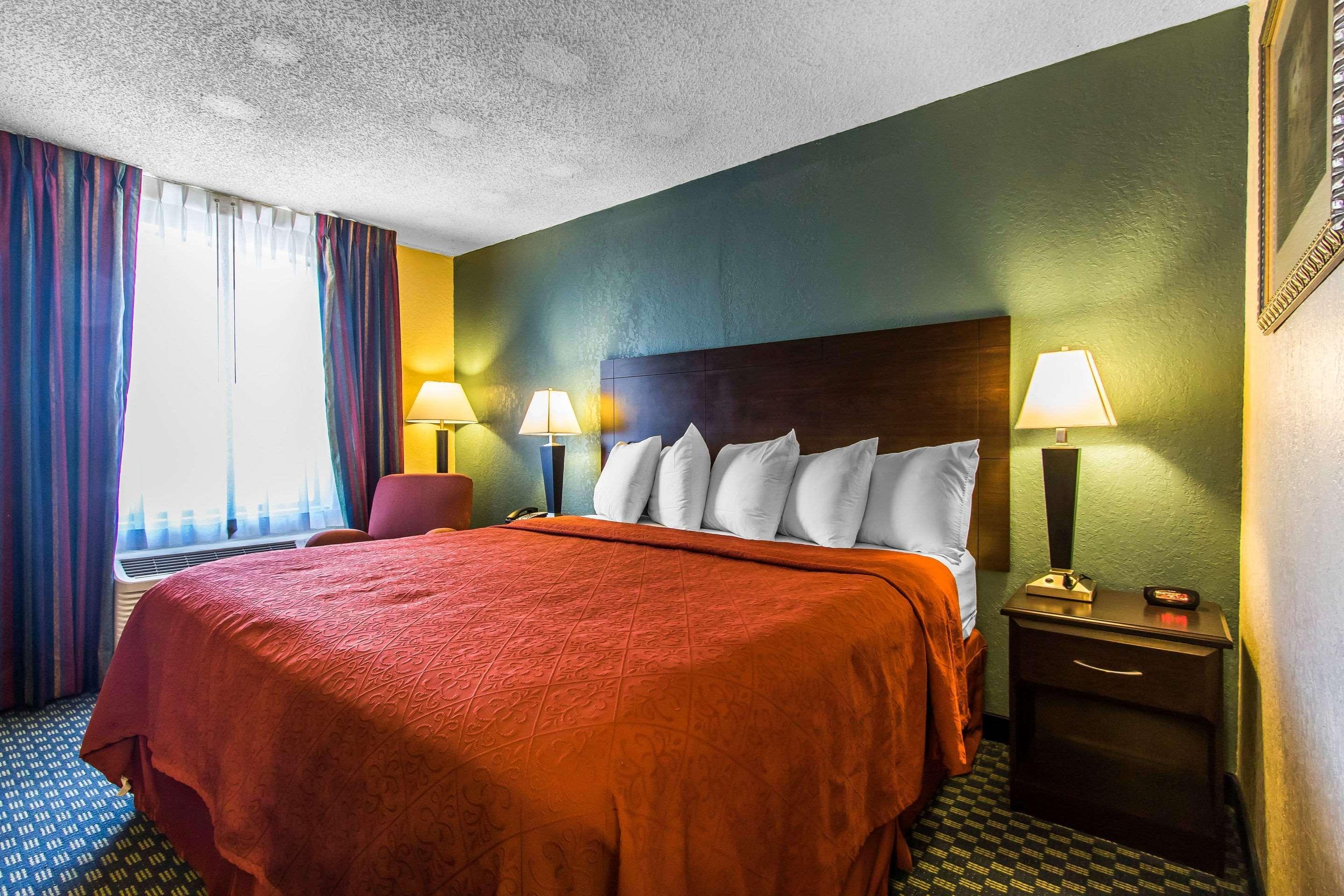 Quality Inn Duncan Hwy 81 Экстерьер фото