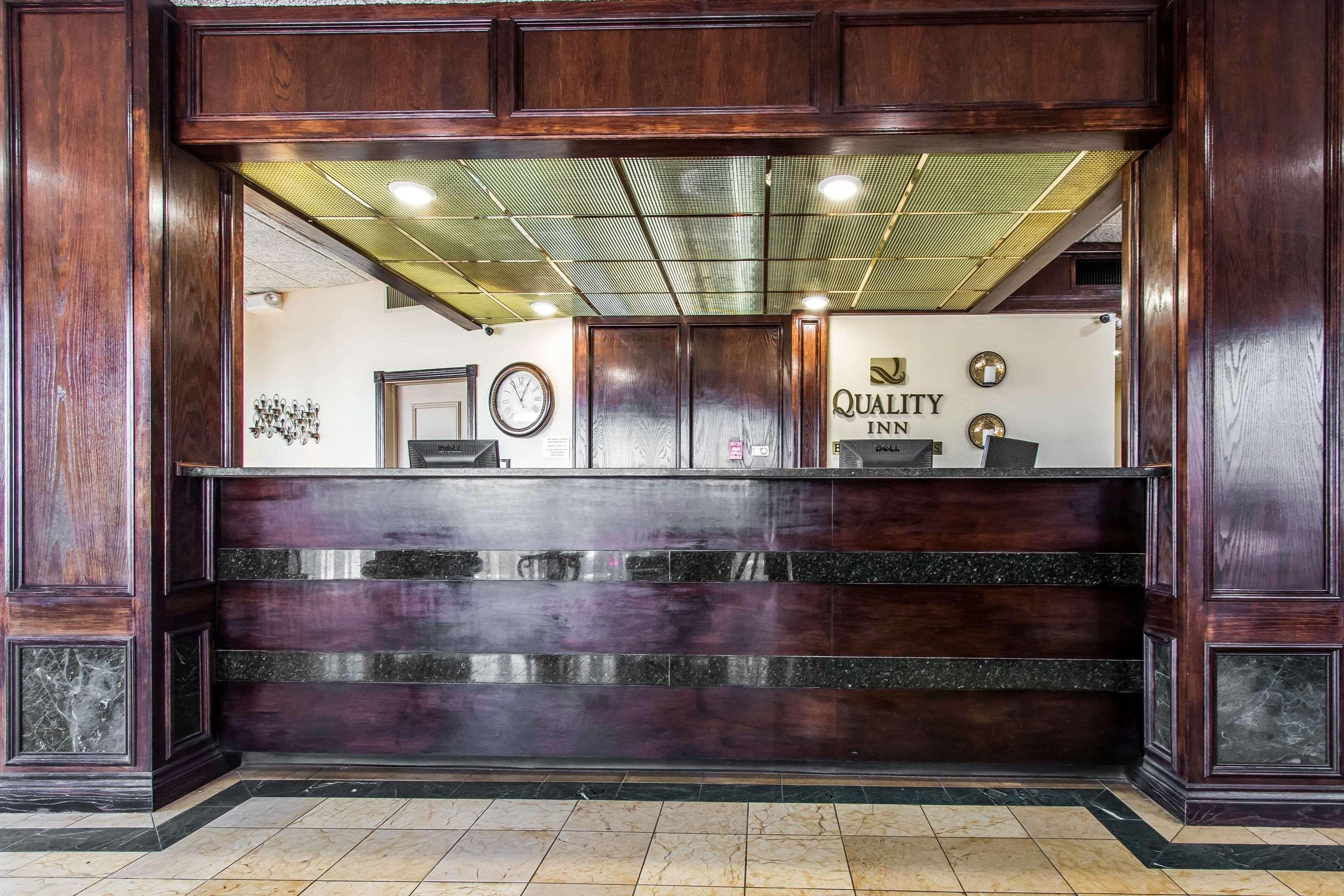 Quality Inn Duncan Hwy 81 Экстерьер фото